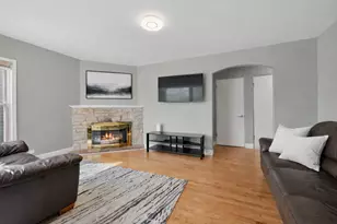 1318 Highland Ave, Berwyn, IL 60402 - Photo 3