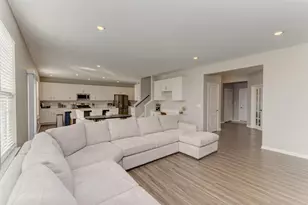 1189 Marlisle Dr, Hampshire, IL 60140 - Photo 9