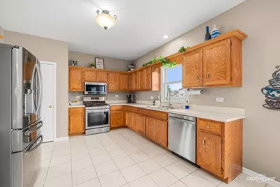 1811 Brockway Pond Court, Joliet, IL 60431 - Photo 9