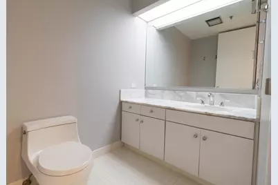 680 N Lake Shore Drive #1109, Chicago, IL 60611 - Photo 13