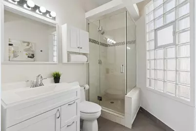 968 W Cuyler Avenue, Chicago, IL 60613 - Photo 13