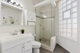 968 W Cuyler Ave, Chicago, IL 60613 - Photo 13