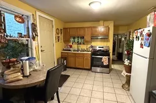 2252 S Sacramento Ave, Chicago, IL 60623 - Photo 5