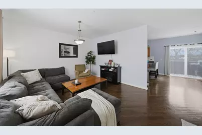 5244 W Hanson Avenue, Chicago, IL 60639 - Photo 9