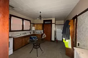 8236 S May St, Chicago, IL 60620 - Photo 7