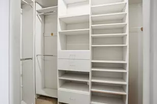 2666 E 73rd St, Chicago, IL 60649 - Photo 23