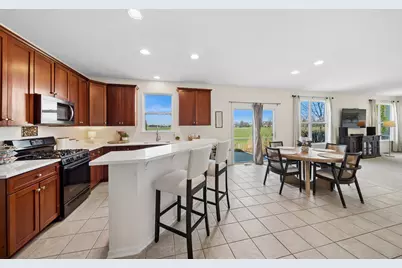 223 Ashcroft Lane, Oswego, IL 60543 - Photo 3