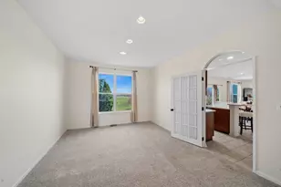 223 Ashcroft Ln, Oswego, IL 60543 - Photo 9