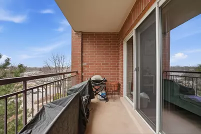 5055 Madison Street #402, Skokie, IL 60077 - Photo 17