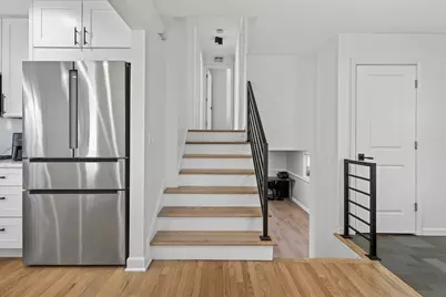 113 S Wedgewood Drive, Barrington, IL 60010 - Photo 5