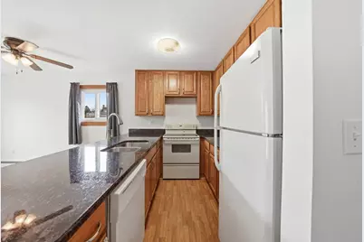 659 Terry Court, Roselle, IL 60172 - Photo 13