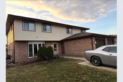 659 Terry Court, Roselle, IL 60172 - Photo 1