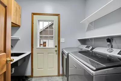 6393 Chicago Road, Yorkville, IL 60560 - Photo 13