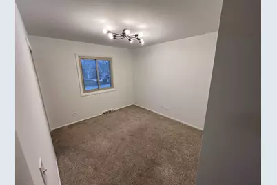 [Address not provided], Elmhurst, IL 60126 - Photo 9