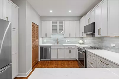 4059 N Sheridan Road #3, Chicago, IL 60613 - Photo 7