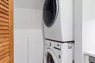 4059 N Sheridan Rd, Chicago, IL 60613 - Photo 17