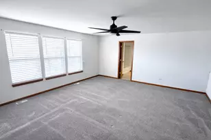 25355 Shannon Dr, Manhattan, IL 60442 - Photo 11