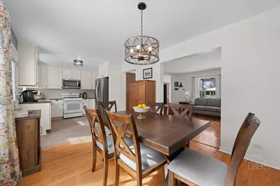 645 E State Street, South Elgin, IL 60177 - Photo 5