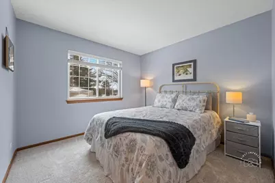 645 E State Street, South Elgin, IL 60177 - Photo 13