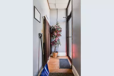 2711 E 93rd Street, Chicago, IL 60617 - Photo 3