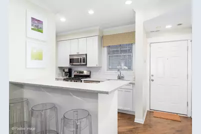 2500 N Seminary Avenue #3W, Chicago, IL 60614 - Photo 9