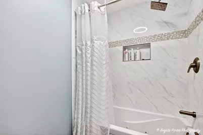 701 Caitlin Court, Grayslake, IL 60030 - Photo 31