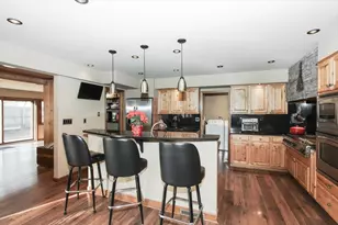 111 W Washington Blvd, Lombard, IL 60148 - Photo 9