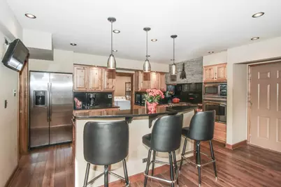 111 W Washington Boulevard, Lombard, IL 60148 - Photo 7