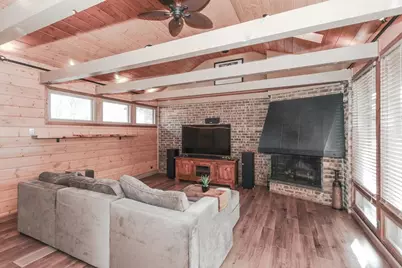 111 W Washington Boulevard, Lombard, IL 60148 - Photo 5