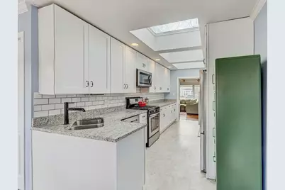 1906 W Greendale Avenue, Park Ridge, IL 60068 - Photo 9