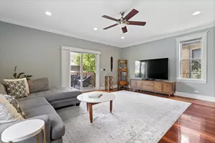 5706 W Dakin St, Chicago, IL 60634 - Photo 15