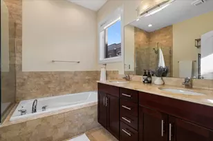 2314 W Wabansia Ave, Chicago, IL 60647 - Photo 13