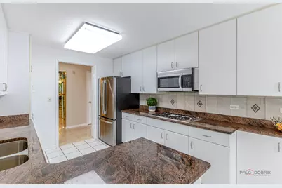 4545 W Touhy Avenue #116, Lincolnwood, IL 60712 - Photo 15