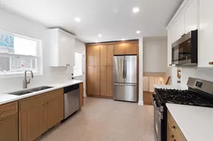 8735 Hamlin Ave, Skokie, IL 60076 - Photo 3