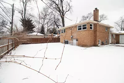 8735 Hamlin Avenue, Skokie, IL 60076 - Photo 27