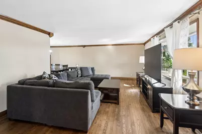 828 Harwich Lane, Schaumburg, IL 60194 - Photo 3