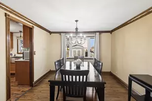 828 Harwich Ln, Schaumburg, IL 60194 - Photo 7