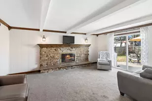 828 Harwich Ln, Schaumburg, IL 60194 - Photo 11