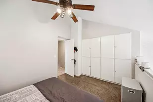 5938 Meadow Dr, Lisle, IL 60532 - Photo 9