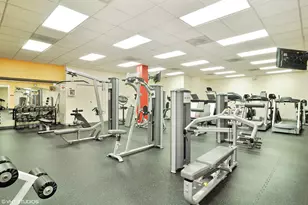 3200 N Lake Shore Dr, Chicago, IL 60657 - Photo 19