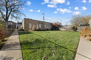 32 S Menard Ave, Chicago, IL 60644 - Photo 41