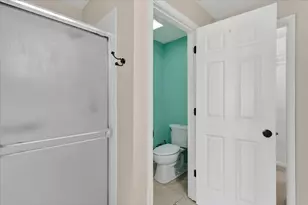 1161 Hawthorne Ln, Elk Grove Village, IL 60007 - Photo 23