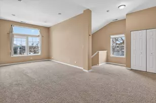 1161 Hawthorne Ln, Elk Grove Village, IL 60007 - Photo 5