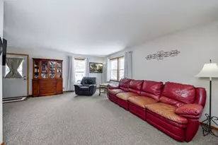 118 Stiles St, Genoa, IL 60135 - Photo 3