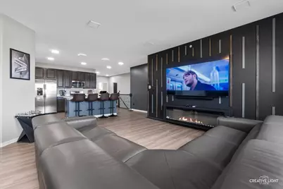 1320 Hawk Hollow Drive, Yorkville, IL 60560 - Photo 9