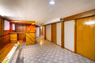 5428 W Sunnyside Avenue, Chicago, IL 60630 - Photo 17