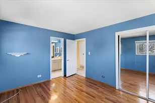 465 W Newport Rd, Hoffman Estates, IL 60169 - Photo 9