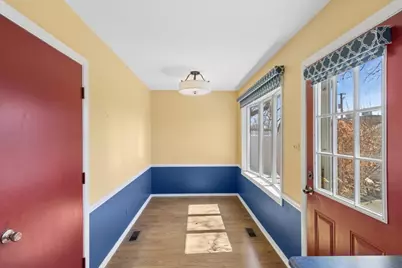 465 W Newport Road, Hoffman Estates, IL 60169 - Photo 7