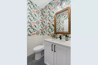 1513 W Walton Street #1, Chicago, IL 60642 - Photo 9