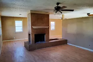 547 Redwood Rd, Bolingbrook, IL 60440 - Photo 5